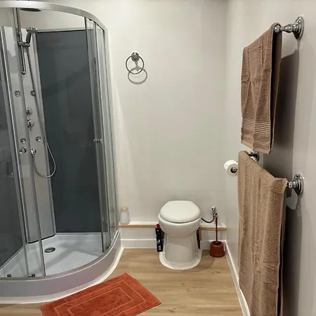 Séjour chez l'habitant Cosy Avec Accès Jardin *